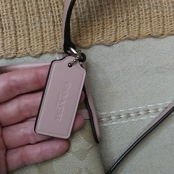 Coach crossbody/ shoulder bag - Picture 6 of 7